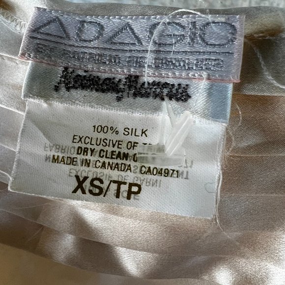 Adagio Vintage Silk Cream Tank Ribbed Top - Picture 4 of 4